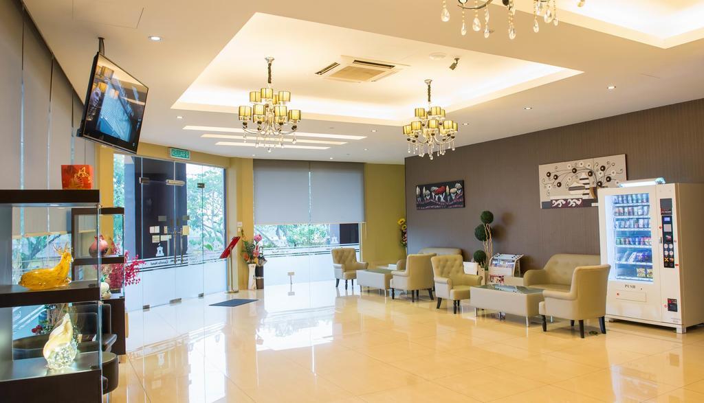Castello Hotel Kulai Exterior photo